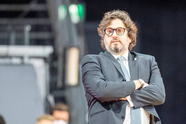 Head Coach Andrea Trinchieri FC Bayern , FC Bayern Basketball vs Baskonia Vitoria Gasteiz, Euroleague, 23 12 2021 Muenchen Bayern Germany Copyright: xkolbert-press UlrichxGamelx
