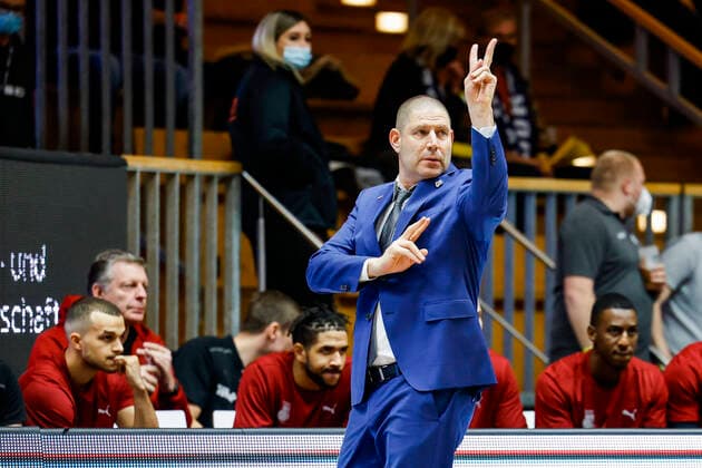 Headcoach Oren Amiel Brose Bamberg HAKRO Merlins Crailsheim Brose Bamberg, easyCredit Basketball Bundesliga, season 2021 2022, 19 matchday, Crailsheim, Germany, 12 11 2021, Arena Hohenlohe Photo Daniel Löb Loeb 0171 4157296 Copyright: DanielxLöb