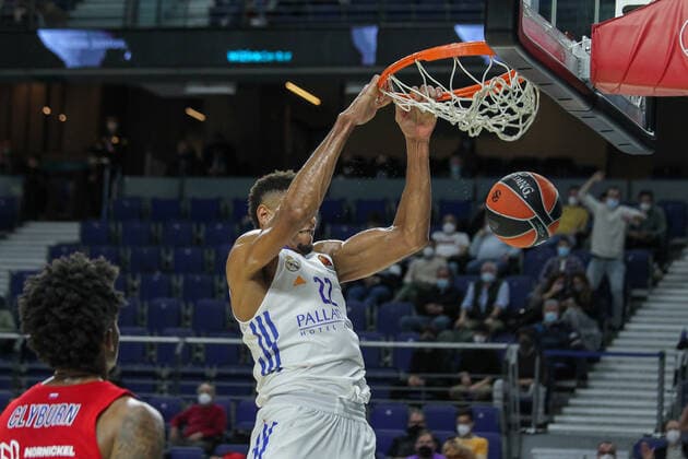 December 23, 2021, MADRID, MADRID, SPAIN: Samuel Tavares da Veiga of Real Madrid in action during Turkish Airlines Euroleague basketball match between Real Madrid and CSKA Moscow at Wizink Center on December 23th, 2021 in Madrid, Spain. MADRID SPAIN - ZUMAa181 20211223_zaa_a181_029 Copyright: xIrinaxR.xHipolitox