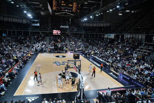 L™astroballe BASKETBALL : LDLC ASVEL vs Fenerbahce Istanbul- Euroligue - 15 12 2021 FredericChambert Panoramic 