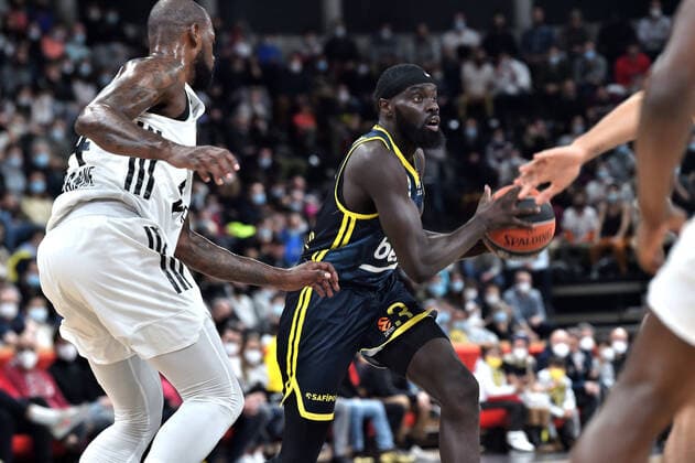 Sehmus Hazer (fenerbahce) BASKETBALL : LDLC ASVEL vs Fenerbahce Istanbul- Euroligue - 15 12 2021 FredericChambert Panoramic 