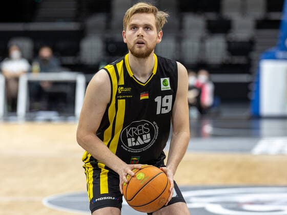 Till Pape VfL Kirchheim Knights, 19 , Nuernberg Falcons BC vs VfL Kirchheim Knights, Basketball, 2 Bundesliga Pro A, 15 Matchday, 23 12 2021 Nuernberg Falcons BC vs VfL Kirchheim Knights, Basketball, 2 Bundesliga Pro A, 15 Matchday, 23 12 2021 Nuernberg Copyright: xEIBNER GuenerxSantemizx EP_GSZ