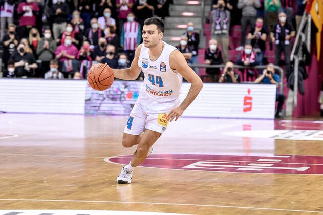 easyCredit BBL, Telekom Baskets Bonn vs Syntainics MBC , 26 12 2021 Nikolai Rebic Syntainics MBC 44 , easyCredit BBL, Telekom Baskets Bonn vs Syntainics MBC on 26 12 2021 at Telekom Dome Bonn, Bonn Nordrhein Westfalen Copyright: xBEAUTIFULxSPORTS Mueller-Laschetx