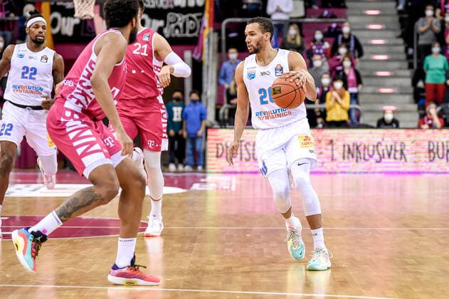 easyCredit BBL, Telekom Baskets Bonn vs Syntainics MBC , 26 12 2021 Jamel Morris Syntainics MBC 20 , easyCredit BBL, Telekom Baskets Bonn vs Syntainics MBC on 26 12 2021 at Telekom Dome Bonn, Bonn Nordrhein Westfalen Copyright: xBEAUTIFULxSPORTS Mueller-Laschetx