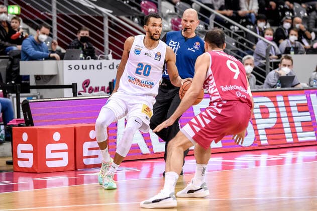 easyCredit BBL, Telekom Baskets Bonn vs Syntainics MBC , 26 12 2021 Jamel Morris Syntainics MBC 20 , easyCredit BBL, Telekom Baskets Bonn vs Syntainics MBC on 26 12 2021 at Telekom Dome Bonn, Bonn Nordrhein Westfalen Copyright: xBEAUTIFULxSPORTS Mueller-Laschetx