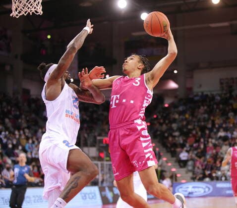Tyson Ward Telekom Baskets Bonn vs Syntainics MBC easyCredit BBL 1 Bundesliga , Season 2021 2022 , Hauptrunde 13 Spieltag