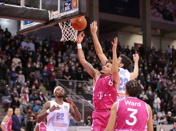 Michael Kessens Telekom Baskets Bonn vs Syntainics MBC easyCredit BBL 1 Bundesliga , season 2021 2022 , main round 13 matchday