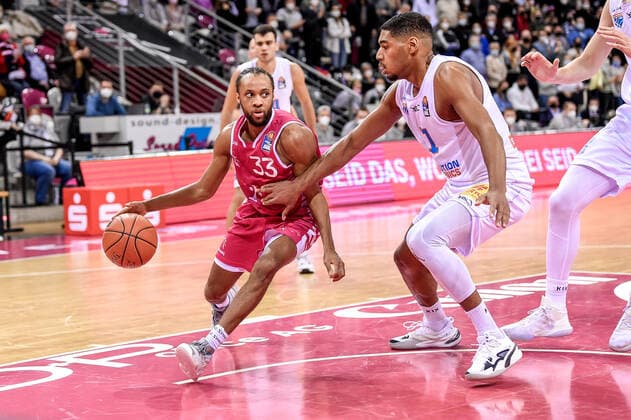 easyCredit BBL, Telekom Baskets Bonn vs Syntainics MBC , 26 12 2021 Parker Jackson Cartwright Telekom Baskets Bonn 33 , easyCredit BBL, Telekom Baskets Bonn vs Syntainics MBC on 26 12 2021 at Telekom Dome Bonn, Bonn Nordrhein Westfalen Copyright: xBEAUTIFULxSPORTS Mueller-Laschetx
