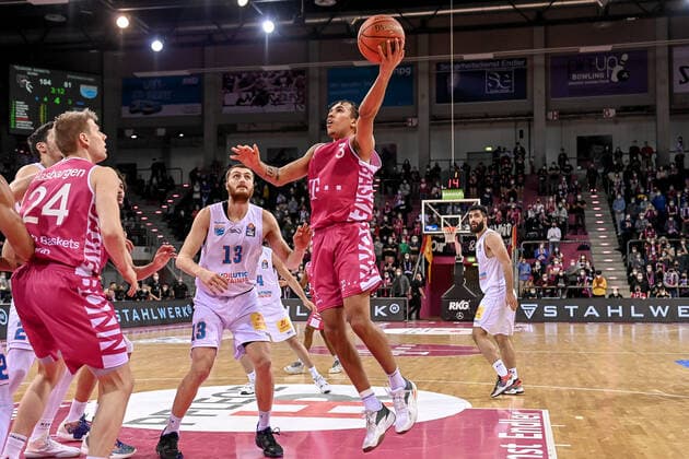 easyCredit BBL, Telekom Baskets Bonn vs Syntainics MBC , 26 12 2021 Tyson Ward Telekom Baskets Bonn 3 , easyCredit BBL, Telekom Baskets Bonn vs Syntainics MBC on 26 12 2021 at Telekom Dome Bonn, Bonn Nordrhein Westfalen Copyright: xBEAUTIFULxSPORTS Mueller-Laschetx