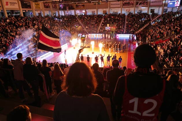 Player presentation at the Telekom Dom ebeim Spiel Telekom Baskets Bonn vs Syntainics MBC easyCredit BBL 1 Bundesliga , Saison 2021 2022 , Hauptrunde 13 Spieltag