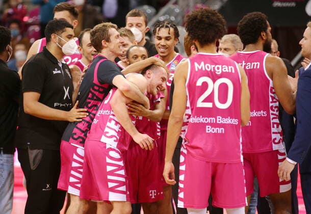 Jonas Falkenstein Telekom Baskets Bonn after win vs Syntainics MBC easyCredit BBL 1 Bundesliga , 2021 2022 season , Hauptrunde 13 Spieltag