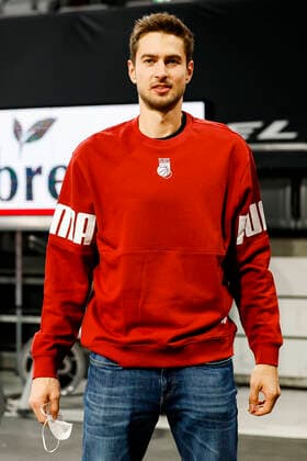 Bambergs new signing Tomas Kyzlink Brose Bamberg, 77 Brose Bamberg MHP Riesen Ludwigsburg easyCredit BBL Basketball Bundesliga Saison 2021 22 Spieltag 13, 27 12 2021 Bamberg, Brose Arena Copyright: DanielxLöb