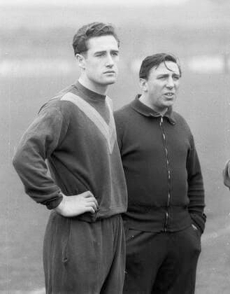Oberliga West season 1958 59 Training Westfalia Herne coach Fritz Langner and goalkeeper Hans Tilkowski watch the training Aufn 06 03 1959 HM