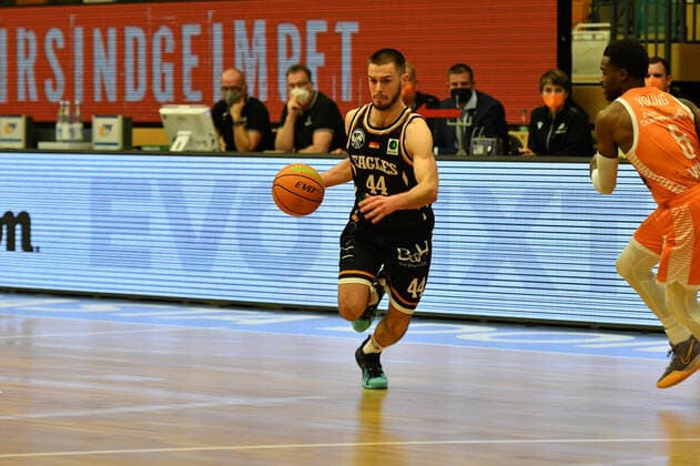 Erik Nyberg Itzehoe Eagles 44 basketball, BARMER 2 Basketball Bundesliga, 2020 21 season, RASTA Vechta Itzehoe Eagles, 28 12 2021, 16 matchday, Rasta Dome Vechta. Copyright: xWenzel Eibner-Pressefotox RVA