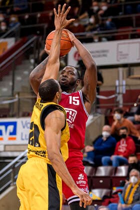 Ludwigsburg, Germany 29 December 2021 BBL 21 22 MHP Riesen Ludwigsburg vs Jobstairs Giessen 46ers Jalon Demarco Miller Giessen , Tremmell Darden Ludwigsburg Ludwigsburg MHP Arena Baden Württemberg Germany