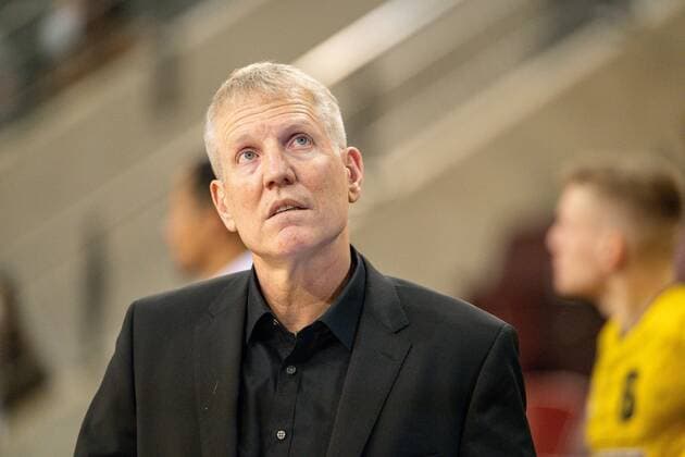 John Patrick MHP Riesen Ludwigsburg, Head Coach , GER, MHP Riesen Ludwigsburg vs JobStairs Giessen 46ers, Basketball, Bundesliga, easycredit, 14 Spieltag, Spielzeit 2021 2022, 29 12 2021, GER, MHP Riesen Ludwigsburg vs JobStairs Giessen 46ers, Basketball, Bundesliga, easycredit, 14 Spieltag, Spielzeit 2021 2022, 29 12 2021 Ludwigsburg Copyright: xEibner-Pressefoto SaschaxWaltherx EP_EER