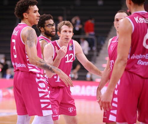 Skyler Bowlin Telekom Baskets Bonn vs Basketball Löwen Braunschweig easyCredit BBL 1 Bundesliga , 2021 2022 season , Hauptrunde 14 matchday