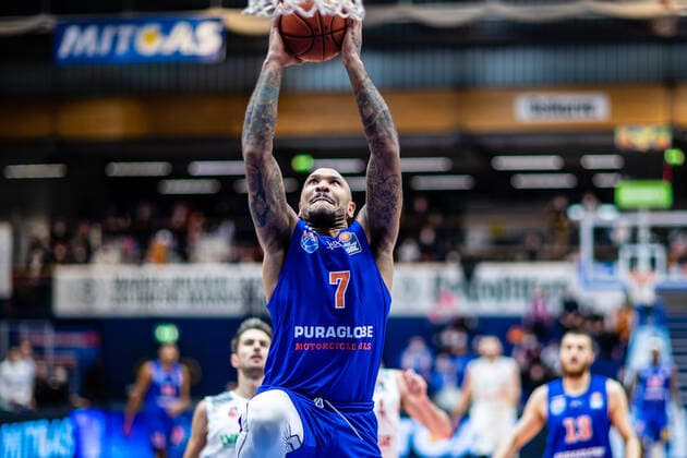 BB 1BL Syntainics MBC Brose Bamberg Sergio Kerusch 7 Syntainics MBC during the match Season 2021 2022 Men in the EasyCredit Bundesliga between Syntainics MBC and Brose Bamberg at Stadthalle Weissenfels on 29 December 2021 in Weissenfels, Sachsen Anhalt, Germany