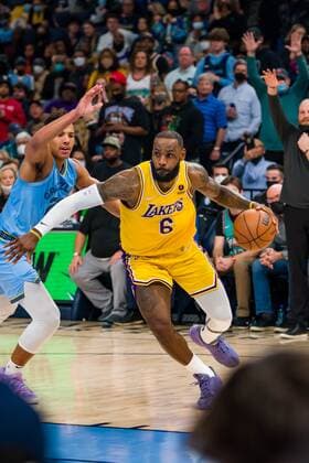 Lakers forward Lebron James (6) during the game between Grizzlieas and Lakers, at FedEx Forum in Memphis, Tennessee, US, 29 December 2021. Lakers at Memphis Grizzlies Basketball !ACHTUNG: NUR REDAKTIONELLE NUTZUNG!  Copyright: xMATTHEWxA.xSMITHx AME6695 20211230-bcd9d4b958ae5d3bb27e02aedfd6e92013a728c6
