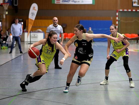 Basketball, Women, DBBL, Medical Instinct Violets BG74 Göttingen - TK Hannover Luchse
