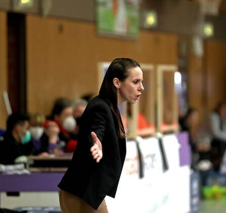 GSD zje123 Basketball Bundesliga Women Medical Instinct Violets BG74 TK Hanover Lynx Hanover coach Sidney Parsons