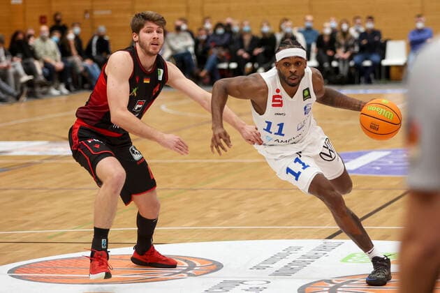 Basketball, ProA, VfL SparkassenStars Bochum - Artland Dragons