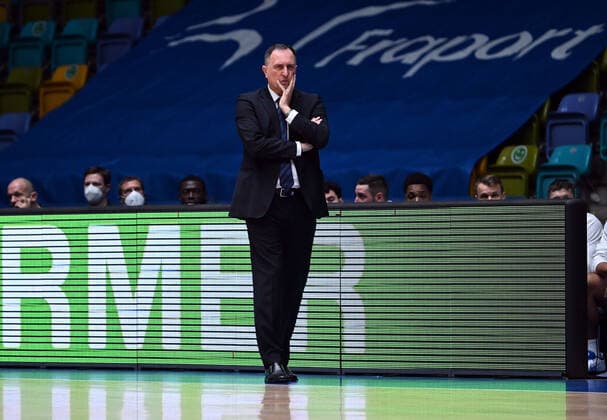 30 12 2021, xjhx, Basketball BBL Bundesliga, Frankfurt Skyliners MLP Academics Heidelberg emspor, v l coach Branislav Ignjatovic MLP Academics Heidelberg Frankfurt am Main.