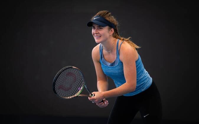 Mandatory Credit: Photo by Rob Prange Shutterstock (12674441f) Elina Svitolina of Ukraine during practice ahead of the 2022 Adelaide International WTA, Tennis Damen 500 tennis tournament 2022 Adelaide International Pre-Tournament - 31 Dec 2021 2022 Adelaide International Pre-Tournament - 31 Dec 2021  Copyright: xRobxPrange Shutterstockx 12674441f