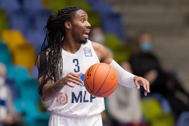 Fraport Skyliners MLP Academics Heidelberg, easyCredit BBL Robert Lowery Jr Heidelberg, 3 Basketball match of easyCredit BBL between Fraport Skyliners and MLP Academics Heidelberg on December 30, 2021 at Ballsporthalle in Frankfurt am Main , Frankfurt am Main Hesse Germany Ballsporthalle