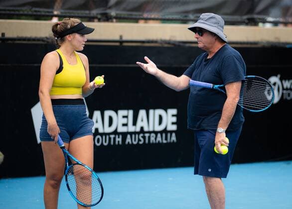 Mandatory Credit: Photo by Rob Prange Shutterstock (12682909x) Sofia Kenin of the United States during practice ahead of the 2022 Adelaide International WTA, Tennis Damen 500 tennis tournament 2022 Adelaide International Pre-Tournament - 01 Jan 2022 2022 Adelaide International Pre-Tournament - 01 Jan 2022  Copyright: xRobxPrange Shutterstockx 12682909x