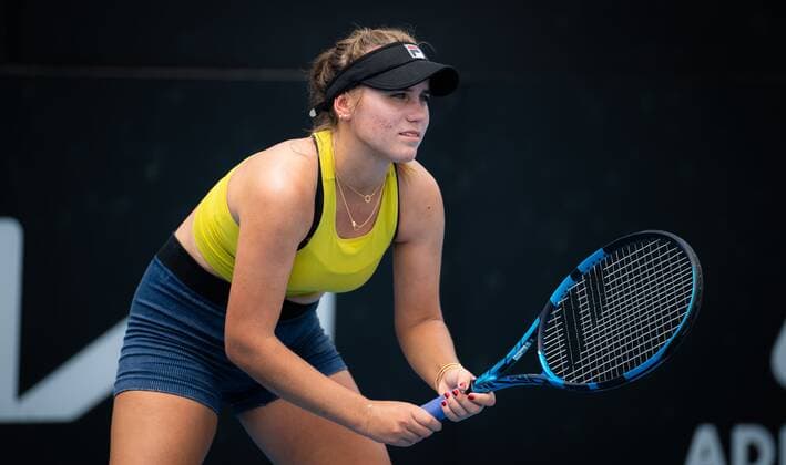 Mandatory Credit: Photo by Rob Prange Shutterstock (12682909ah) Sofia Kenin of the United States during practice ahead of the 2022 Adelaide International WTA, Tennis Damen 500 tennis tournament 2022 Adelaide International Pre-Tournament - 01 Jan 2022 2022 Adelaide International Pre-Tournament - 01 Jan 2022  Copyright: xRobxPrange Shutterstockx 12682909ah