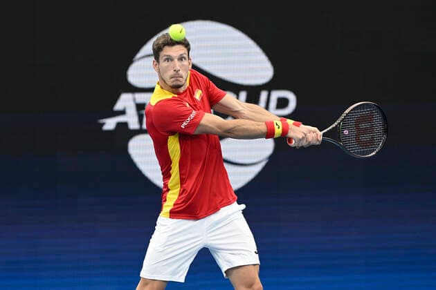 1st January 2022; Ken Rosewall Arena, Sydney, New South Wales, Australia; ATP, Tennis Herren Cup Australia, Sydney, Day 1 Chile versus Spain; Pablo Carreno Busta of Spain prepares to hit a return to Alejandro Tabilo of Chile  ActionPlus12351851 NigelxOwen