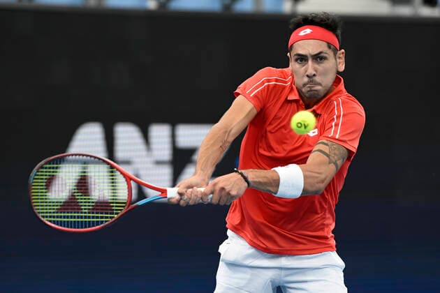 1st January 2022; Ken Rosewall Arena, Sydney, New South Wales, Australia; ATP, Tennis Herren Cup Australia, Sydney, Day 1 Chile versus Spain; Alejandro Tabilo of Chile hits a backhand to Pablo Carreno Busta of Spain  ActionPlus12351860 NigelxOwen