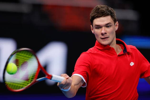 Kamil Majchrzak of Team Poland plays a shot against Michail Pervolarakis of Team Greece during the ATP, Tennis Herren Cup match at Sydney Olympic Park Tennis Centre, Sydney, Australia on 1 January 2022. Copyright: xPeterxDovganx 30460014