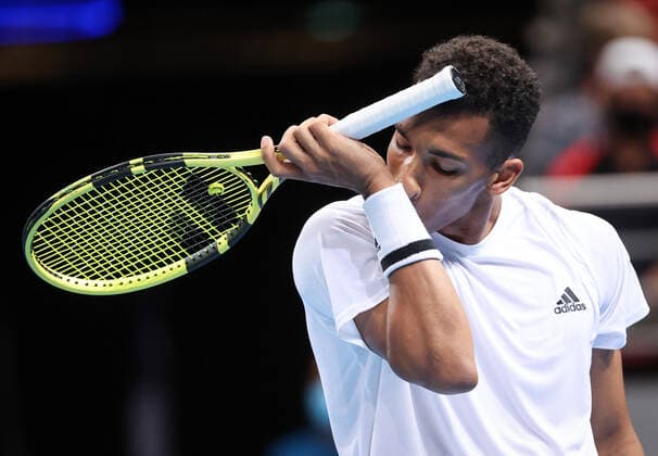 TENNIS ATP, Tennis Herren CUP, Felix Auger-Aliassime of Team Canada reacts during his match against Taylor Fritz of Team USA on day 2 of the ATP Cup tennis tournament at Qudos Arena in Sydney, Sunday, January 2, 2022. ( NO ARCHIVING, EDITORIAL USE ONLY, NO USE IN BOOKS WITHOUT CONSENT SYDNEY NSW AUSTRALIA  Copyright: xDAVIDxGRAYx 20220102001610282530