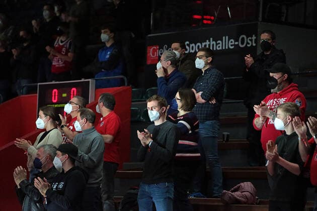 02 01 2022, xovx, Basketball 1 Bundesliga, easy Credit BBL, JobStairs Giessen 46ers Fraport Skyliners Frankfurt Only 150 spectators in the Osthalle at the Hessen derby Due to the Corona Pandemic Giessen Sporthalle Ost Hessen Germany EN