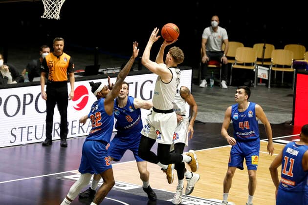 02 01 2022, easyCredit Basketball Bundesliga, BBL, 2021 2022 season, men, Chemnitz Niners Syntainics MBC Jonas Richter, Niners Chemnitz Chemnitz Fair Chemnitz Saxony Germany