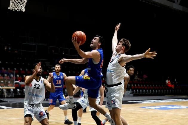 02 01 2022, easyCredit Basketball Bundesliga, BBL, 2021 2022 season, men, Chemnitz Niners Syntainics MBC Nikola Rebic, Syntainics MBC, Mindaugas Susinskas, Niners Chemnitz Chemnitz Fair Chemnitz Saxony Germany