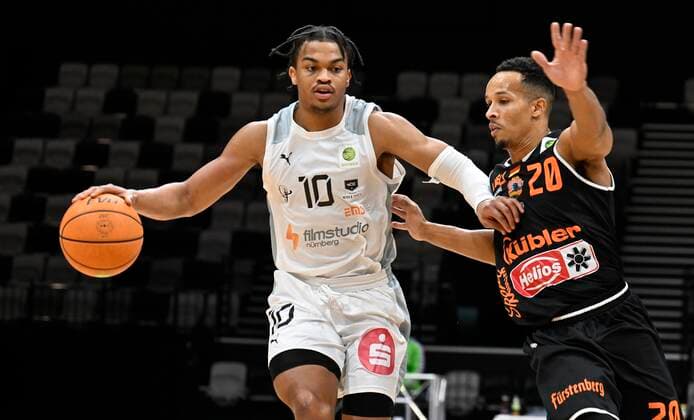 02 01 2022 Basketball Season 2021 2022 2 Bundesliga Pro A 17 Matchday Nürnberg Falcons Basketball Club NBC wiha Panthers Schwenningen Evan Derek Taylor 10, Nürnberg Falcons BC NBC Esosa Kelvin Okundaye 20, wiha panthers Schwenningen