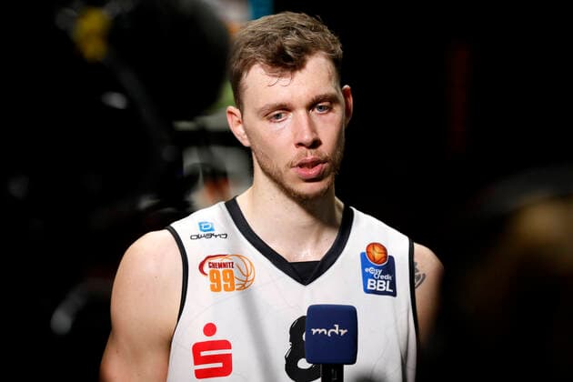 02 01 2022, easyCredit Basketball Bundesliga, BBL, 2021 2022 season, men, Chemnitz Niners Syntainics MBC Jan Niklas Wimberg, Niners Chemnitz during interview Chemnitz Messe Chemnitz Sachsen Germany