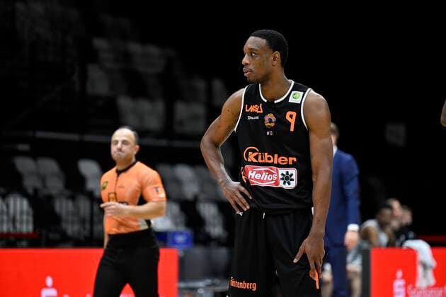 02 01 2022 Basketball Season 2021 2022 2 Bundesliga Pro A 17 Matchday Nuremberg Falcons Basketball Club NBC wiha Panthers Schwenningen Quatarrius Deaundrey Wilson 9, wiha panthers Schwenningen disappoints disappointment