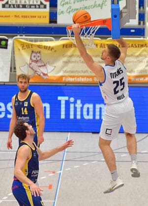2 1 2022, Basketball, 2 Bundesliga Pro B, Dresden Titans TSV Oberhaching Topics, Dresdens Sebastian Heck, Saxony Germany