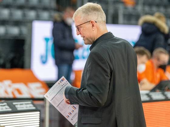 John Patrick MHP Riesen Ludwigsburg, Head Coach , GER, Ratiopharm Ulm vs MHP Riesen Ludwigsburg, Basketball, Bundesliga, easycredit, 15 Spieltag, Spielzeit 2021 2022, 02 01 2022, GER, Ratiopharm Ulm vs MHP Riesen Ludwigsburg, Basketball, Bundesliga, easycredit, 15 Spieltag, Spielzeit 2021 2022, 02 01 2022 Ulm Copyright: xEibner-Pressefoto SaschaxWaltherx EP_EER