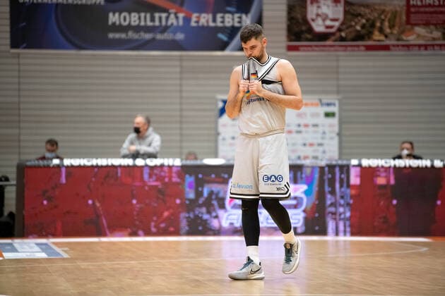 BARMER 2 Basketball Bundesliga Season 2021 2022 Matchday 17 on 02 01 22 Medipolis SC Jena vs RASTA Vechta Julius Wolf Jena disappointed after losing to Vechta Sparkassen Arena