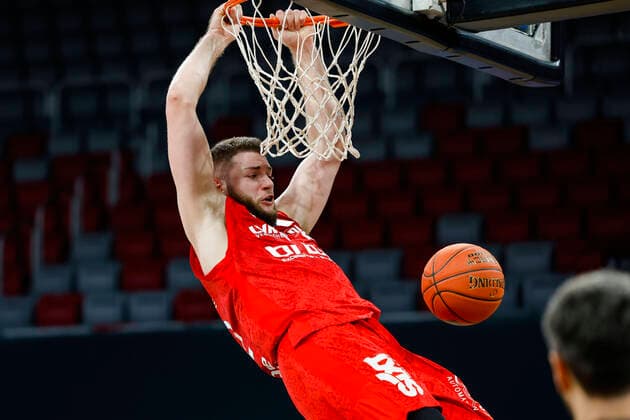 Martinas Geben Brose Bamberg, 22 Brose Bamberg FC Bayern München Muenchen easyCredit BBL Basketball Bundesliga Saison 2021 22 Spieltag 15, 02 01 2022 Bamberg, Brose Arena Copyright: DanielxLöb