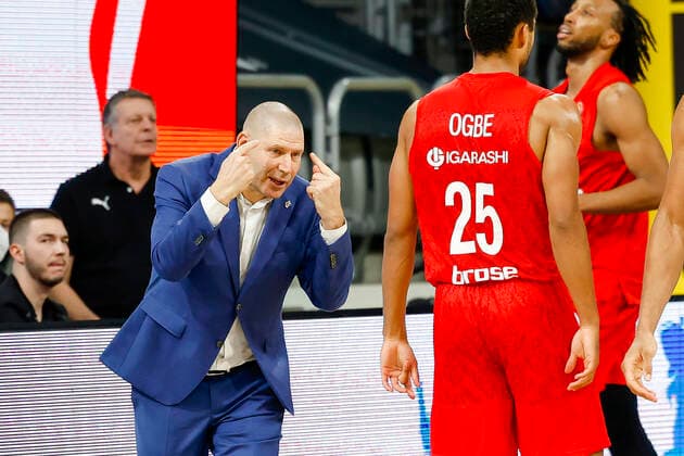 Headcoach Oren Amiel Brose Bamberg Brose Bamberg FC Bayern München Muenchen easyCredit BBL Basketball Bundesliga Season 2021 22 Matchday 15, 02 01 2022 Bamberg, Brose Arena Copyright: DanielxLöb