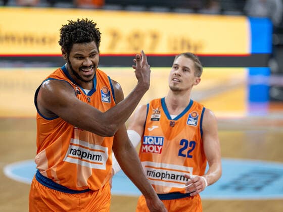 Christiano Felicio Ratiopharm Ulm 01 , Thomas Klepeisz Ratiopharm Ulm 22 GER, Ratiopharm Ulm vs MHP Riesen Ludwigsburg, Basketball, Bundesliga, easycredit, 15 Spieltag, Spielzeit 2021 2022, 02 01 2022, GER, Ratiopharm Ulm vs MHP Riesen Ludwigsburg, Basketball, Bundesliga, easycredit, 15 Spieltag, Spielzeit 2021 2022, 02 01 2022 Ulm Copyright: xEibner-Pressefoto SaschaxWaltherx EP_EER