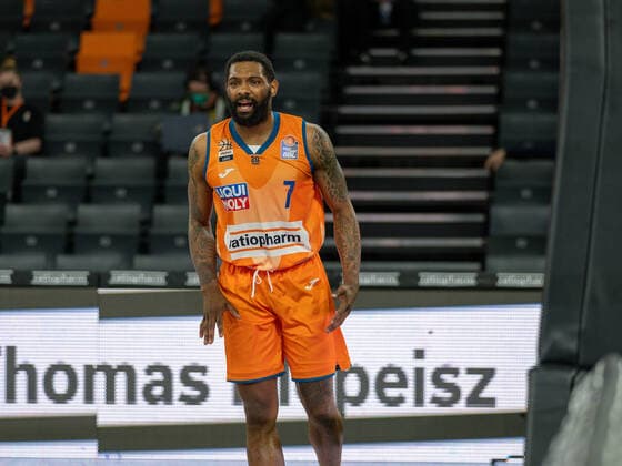Sindarius Thornwell Ratiopharm Ulm 07 , GER, Ratiopharm Ulm vs MHP Riesen Ludwigsburg, Basketball, Bundesliga, easycredit, 15 Matchday, Season 2021 2022, 02 01 2022, GER, Ratiopharm Ulm vs MHP Riesen Ludwigsburg, Basketball, Bundesliga, easycredit, 15 Matchday, Season 2021 2022, 02 01 2022 Ulm Copyright: xEibner-Pressefoto SaschaxWaltherx EP_EER