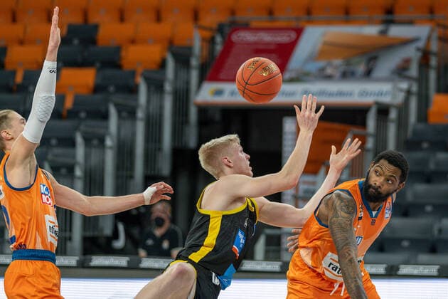 Jacob Patrick MHP Riesen Ludwigsburg, 02 , , GER, Ratiopharm Ulm vs MHP Riesen Ludwigsburg, Basketball, Bundesliga, easycredit, 15 Matchday, Season 2021 2022, 02 01 2022, GER, Ratiopharm Ulm vs MHP Riesen Ludwigsburg, Basketball, Bundesliga, easycredit, 15 Matchday, Season 2021 2022, 02 01 2022 Ulm Copyright: xEibner-Pressefoto SaschaxWaltherx EP_EER