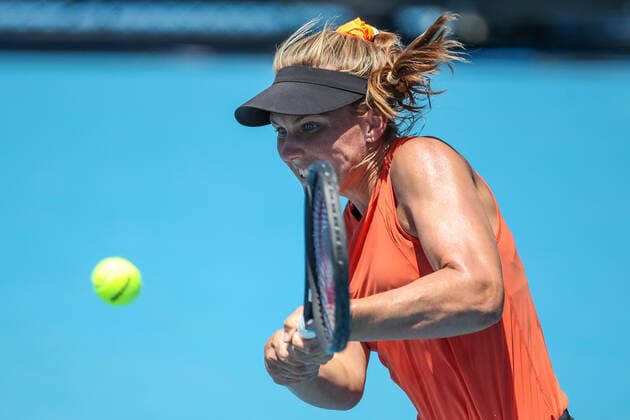 TENNIS ADELAIDE INTERNATIONAL, Maddison Inglis (AUS) in her match against Irene Burillo Escorihuela (ESP) on Day 1 of the the Adelaide International Tennis Tournament, at Memorial Drive, in Adelaide, Monday, January 3, 2022. ( NO ARCHIVING, EDITORIAL USE ONLY, NO USE IN BOOKS WITHOUT CONSENT ADELAIDE SA AUSTRALIA  Copyright: xMATTxTURNERx 20220103001610483896